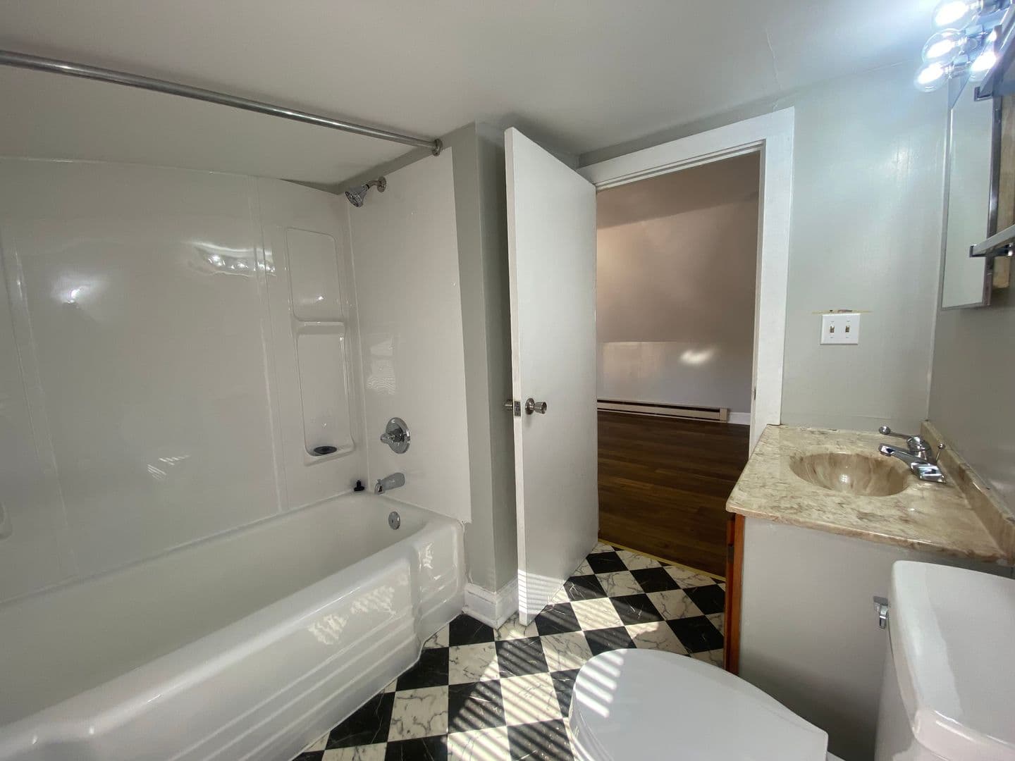 Kingsport Apartment: 1105 Bloomingdale Pike