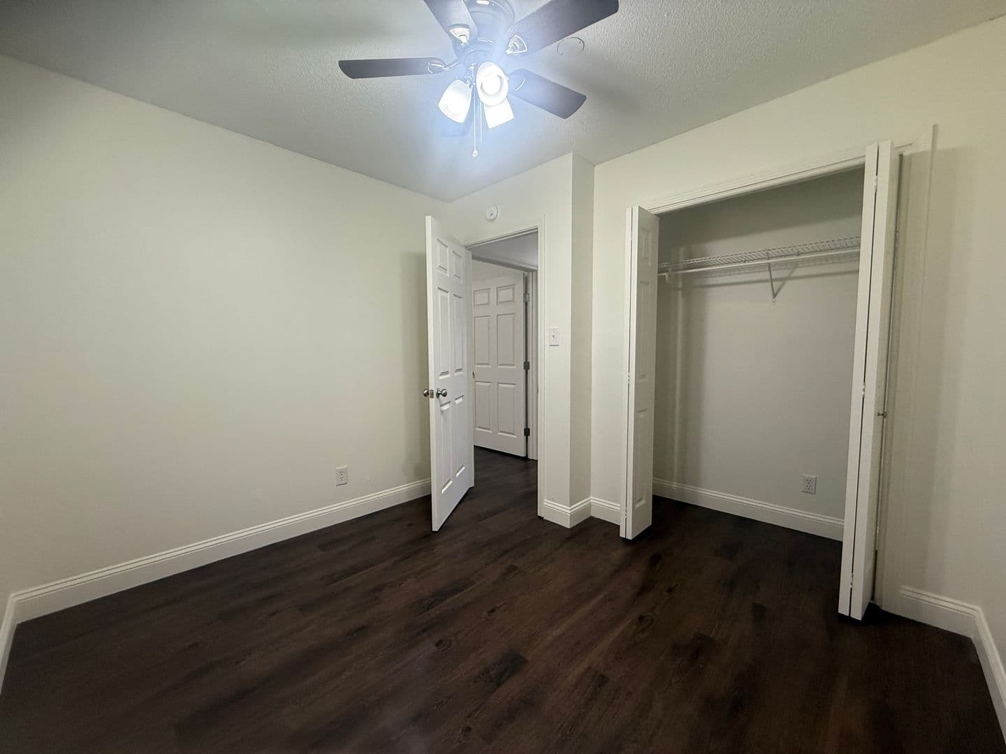 Elizabethton Apartment: 1541 Southside Rd