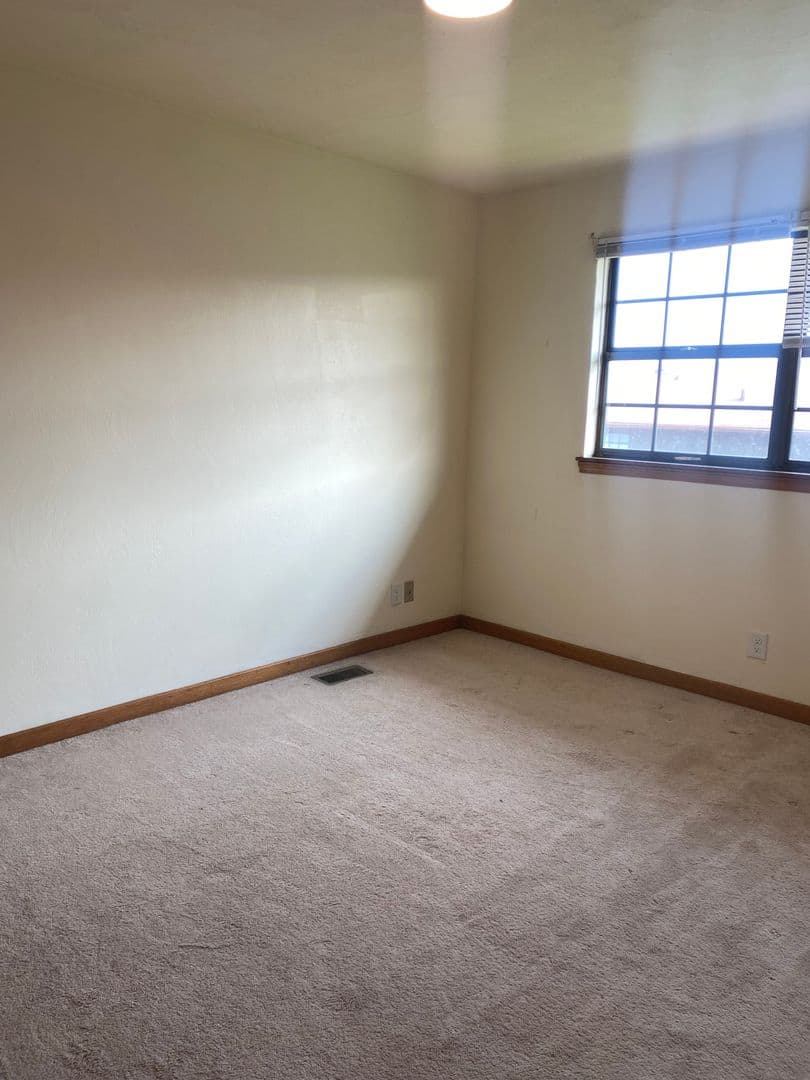 Johnson City Townhome: 1219 Cora Ln