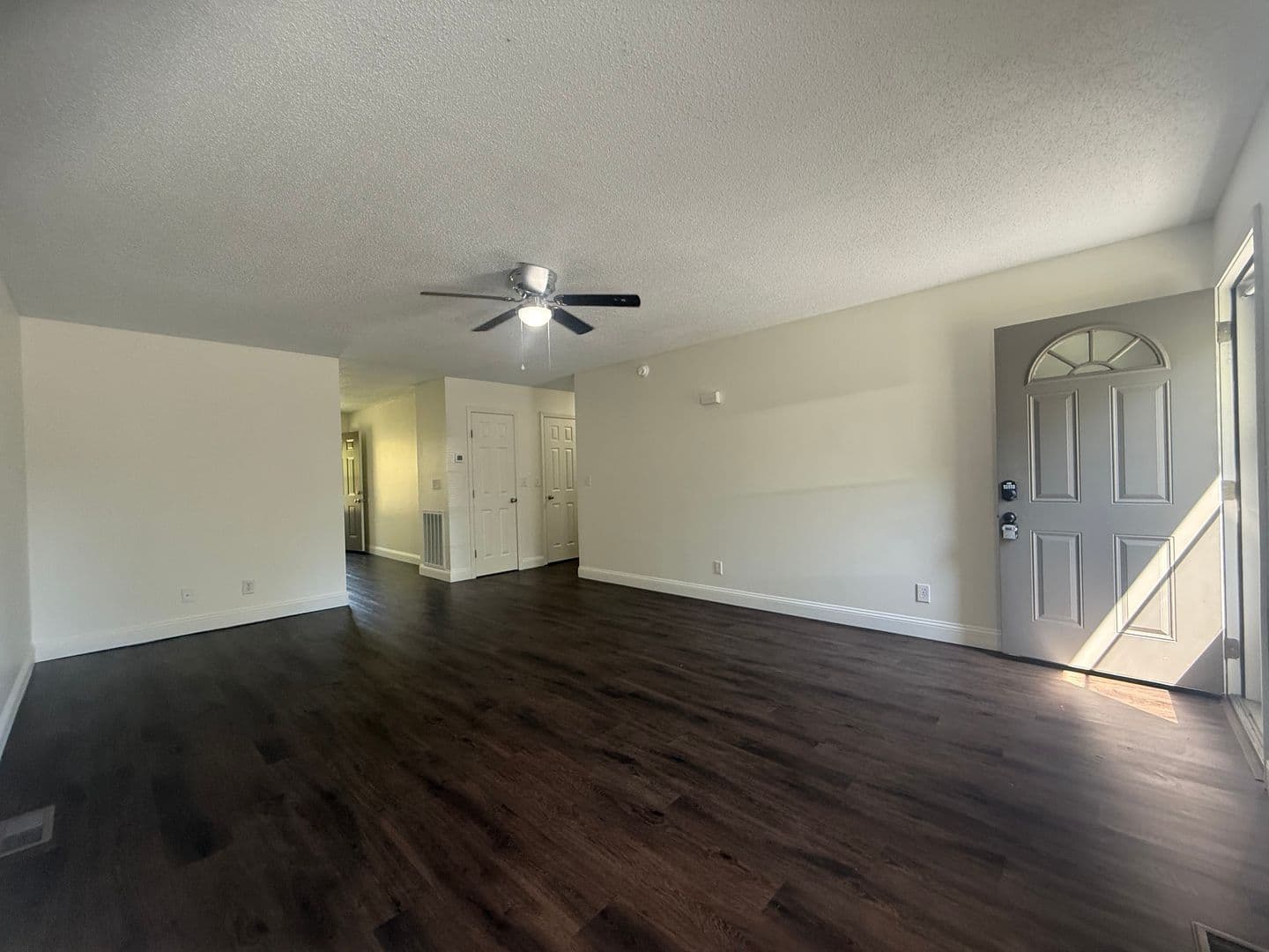 Elizabethton Apartment: 1541 Southside Rd