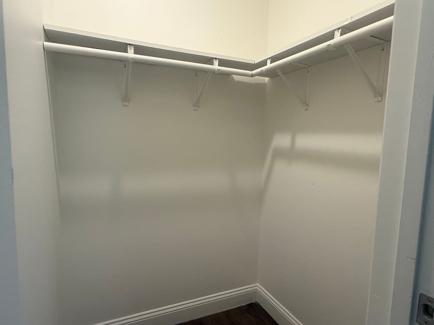Elizabethton Apartment: 1541 Southside Rd