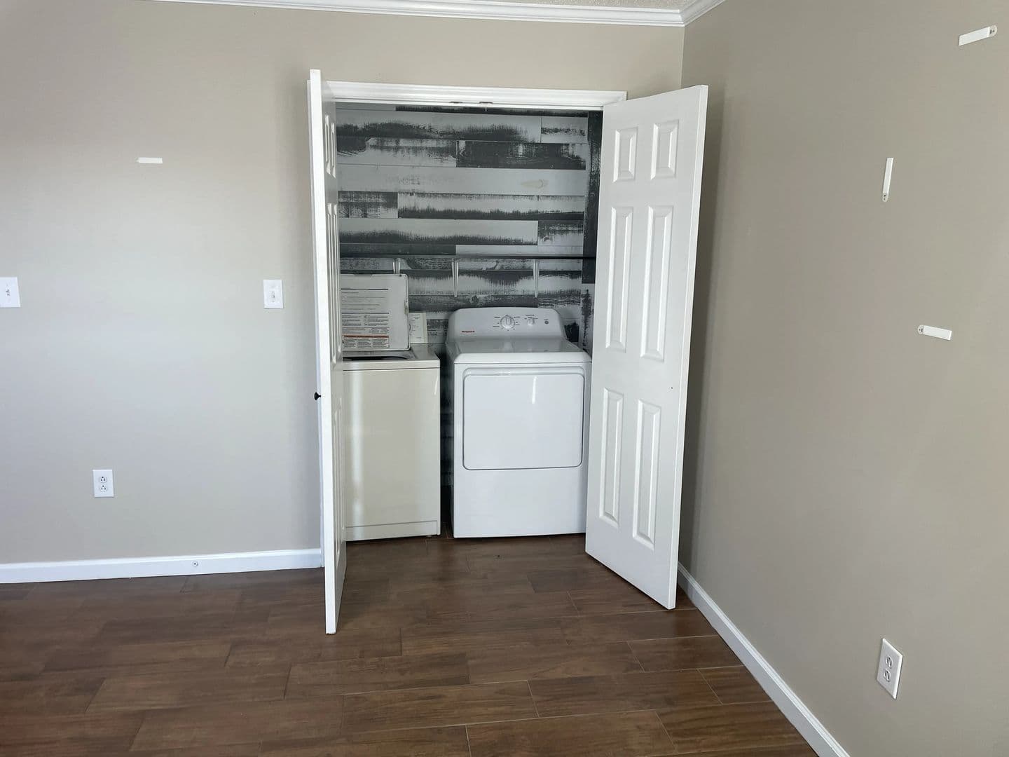 Johnson City Apartment: 2306 Textile St