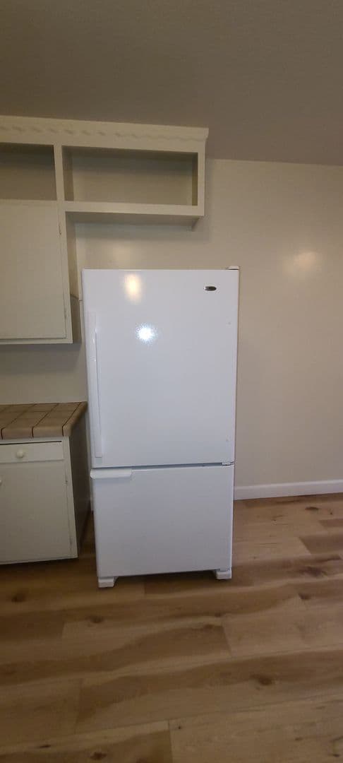 Sebastopol Apartment: 7611 Bodega Ave