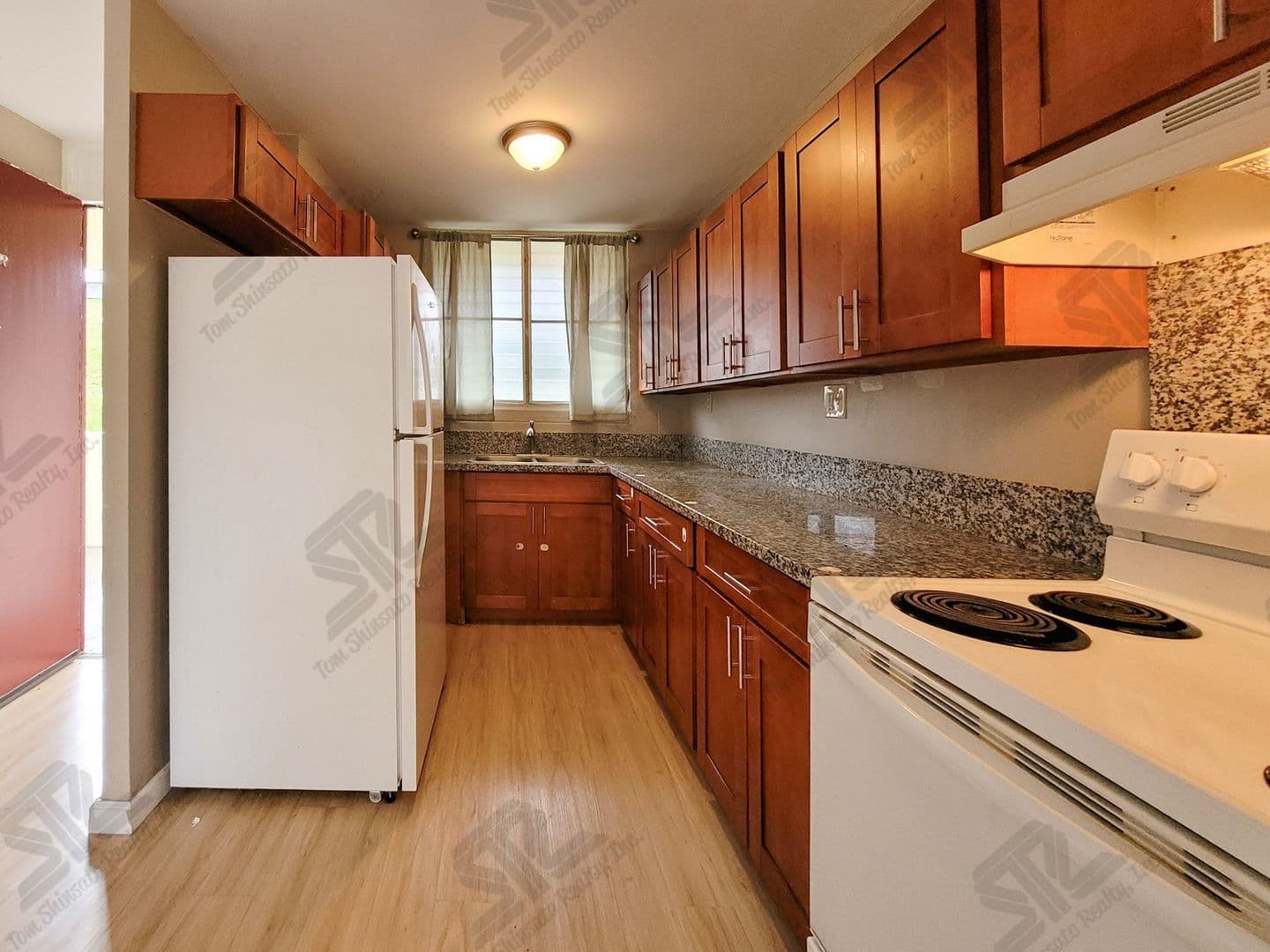 Kaneohe Apartment: 45-677 & 45-683 Kamehameha Hwy