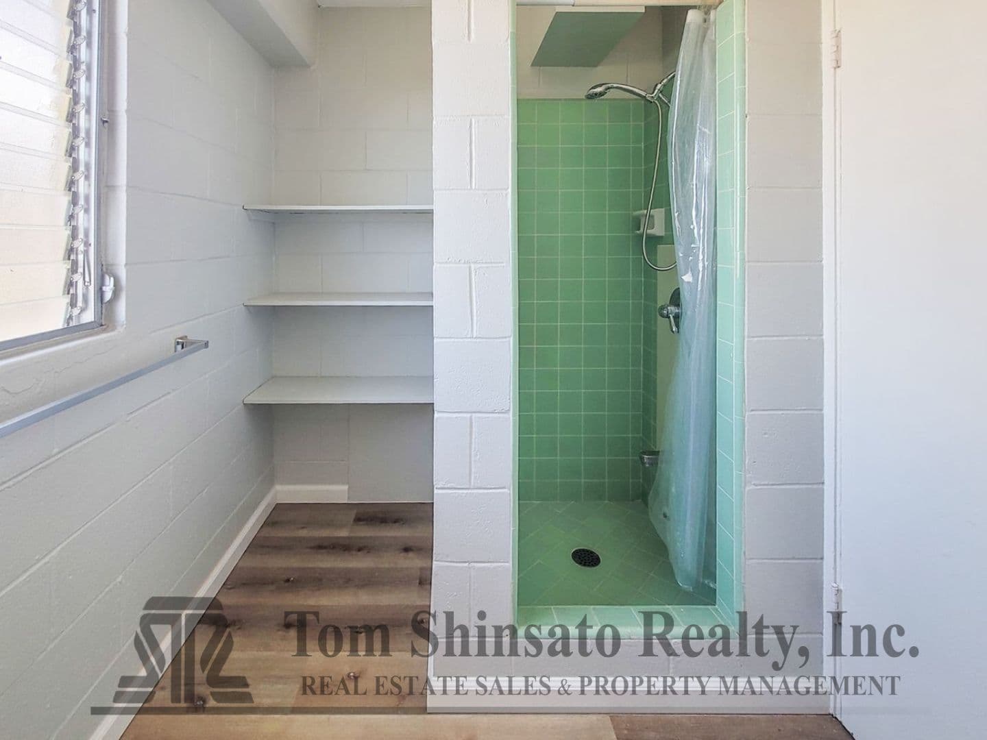 Honolulu Apartment: Liliha Dragon LLC