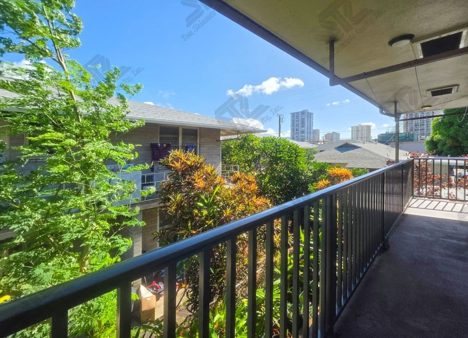 Honolulu Apartment: 1824 Lime St.