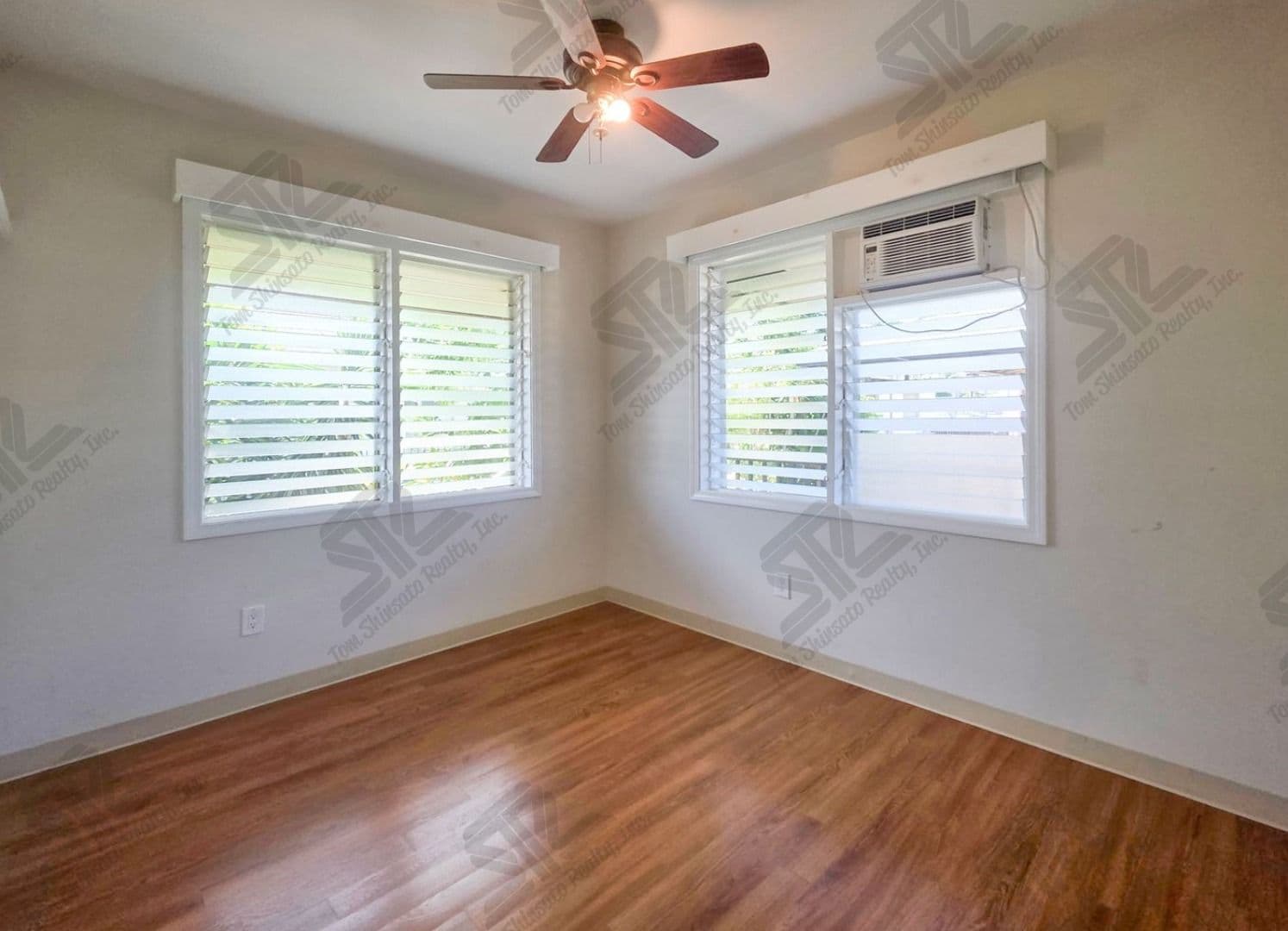 Honolulu Apartment: 1824 Lime St.