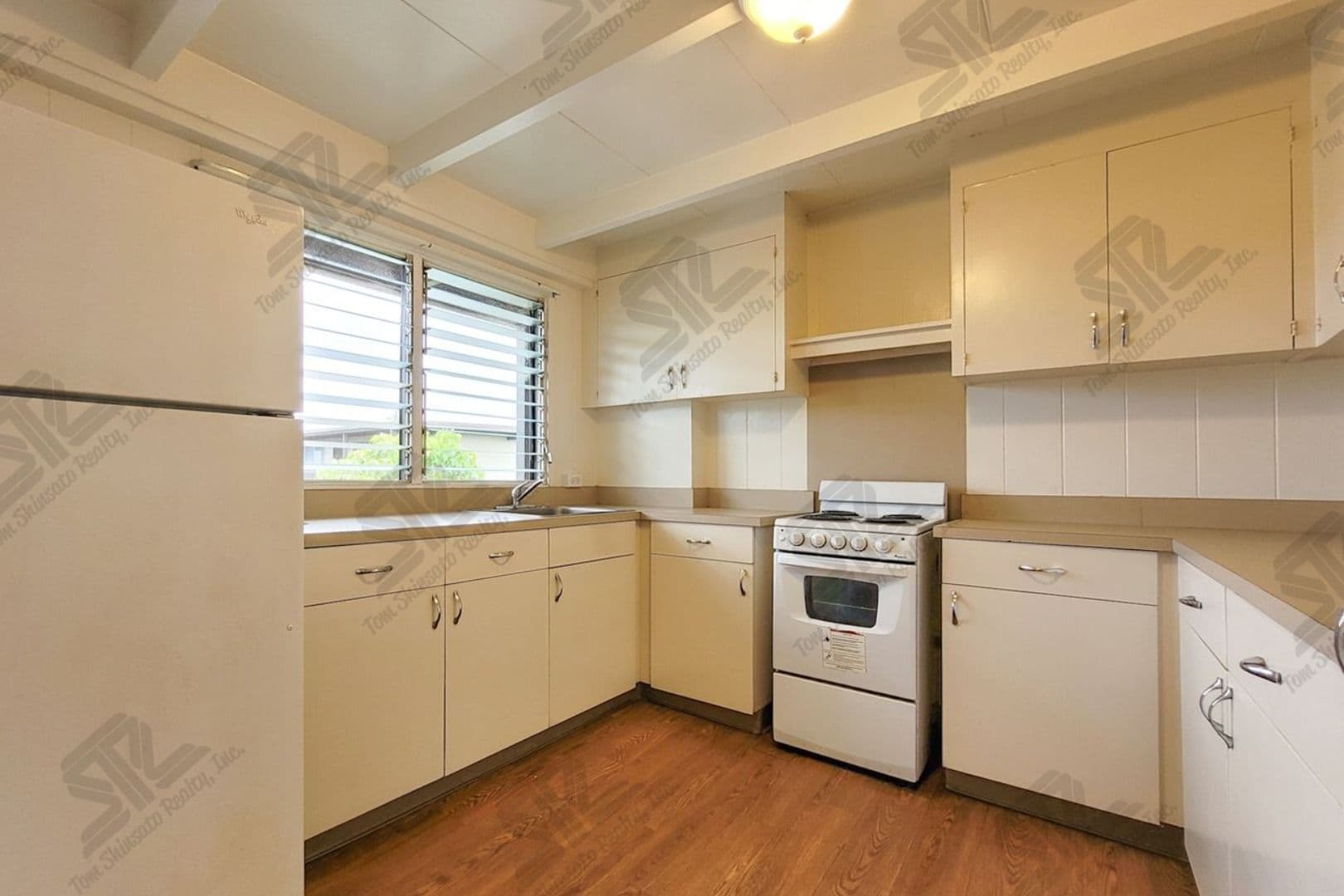 Waipahu Apartment: Waipahu West Apartments