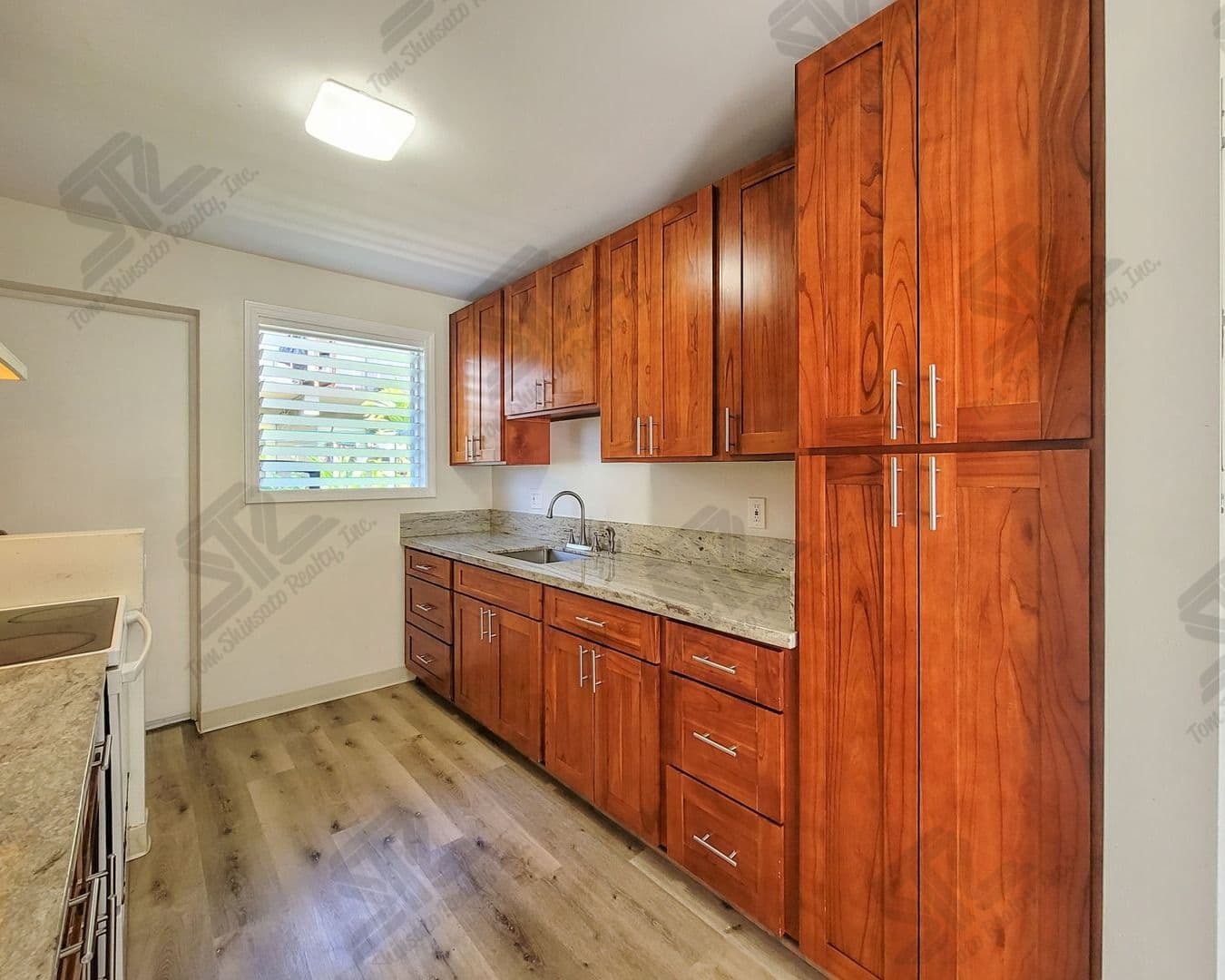 Honolulu Apartment: 1824 Lime St.
