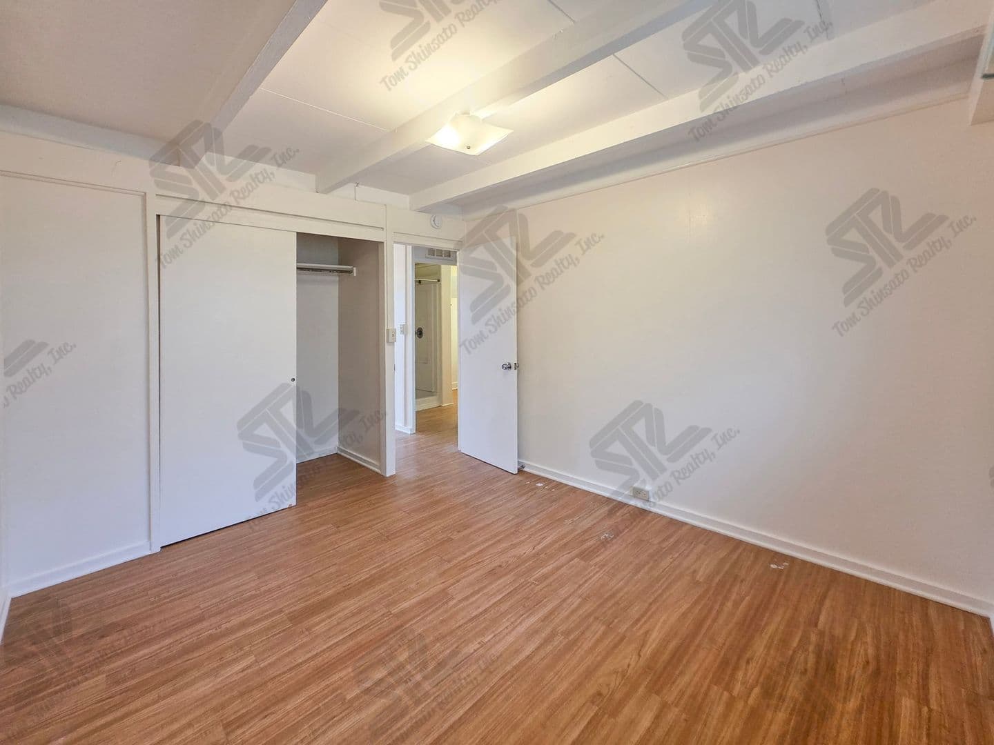 Waipahu Apartment: Waipahu West Apartments