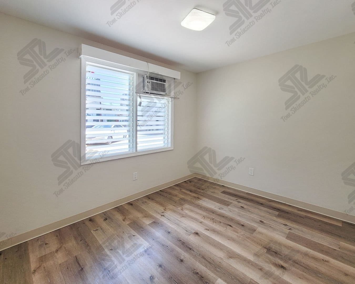 Honolulu Apartment: 1824 Lime St.