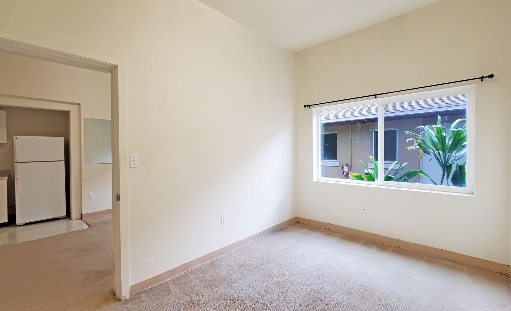 Honolulu Apartment: 1631 Nuuanu Avenue