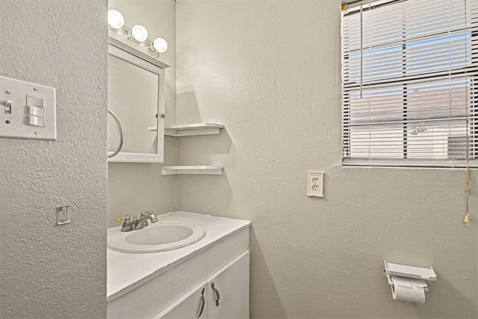 Fort Worth House: 3720 Stanley Avenue