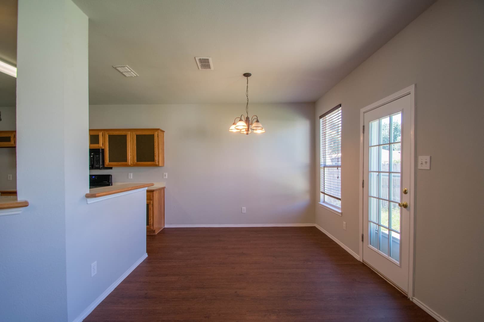 Fort Worth House: 8512 Clearbrook Drive