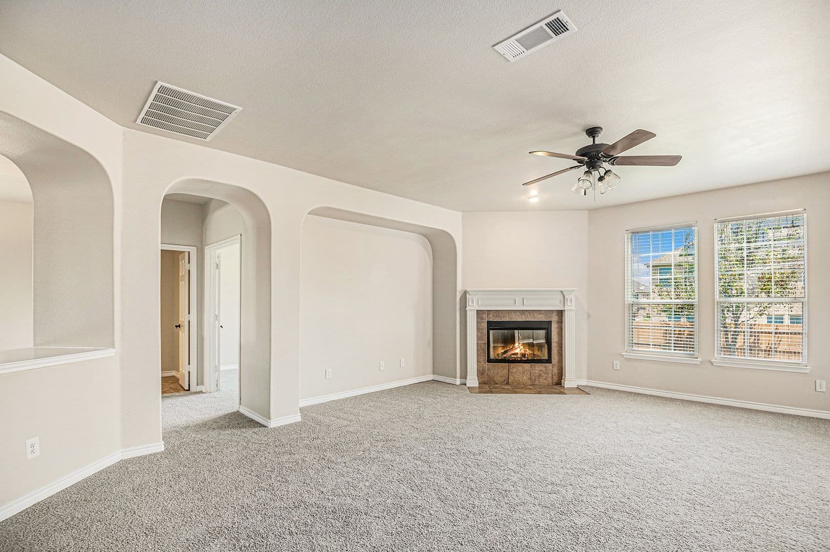 Euless House: 605 Port Royale Way
