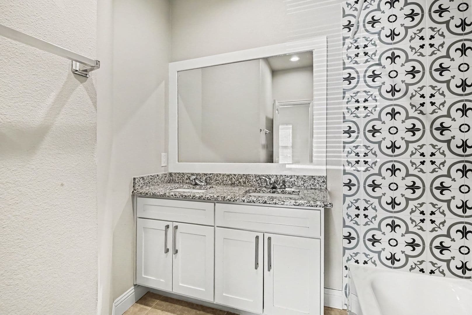 Fort Worth House: 1306 Orange Ave