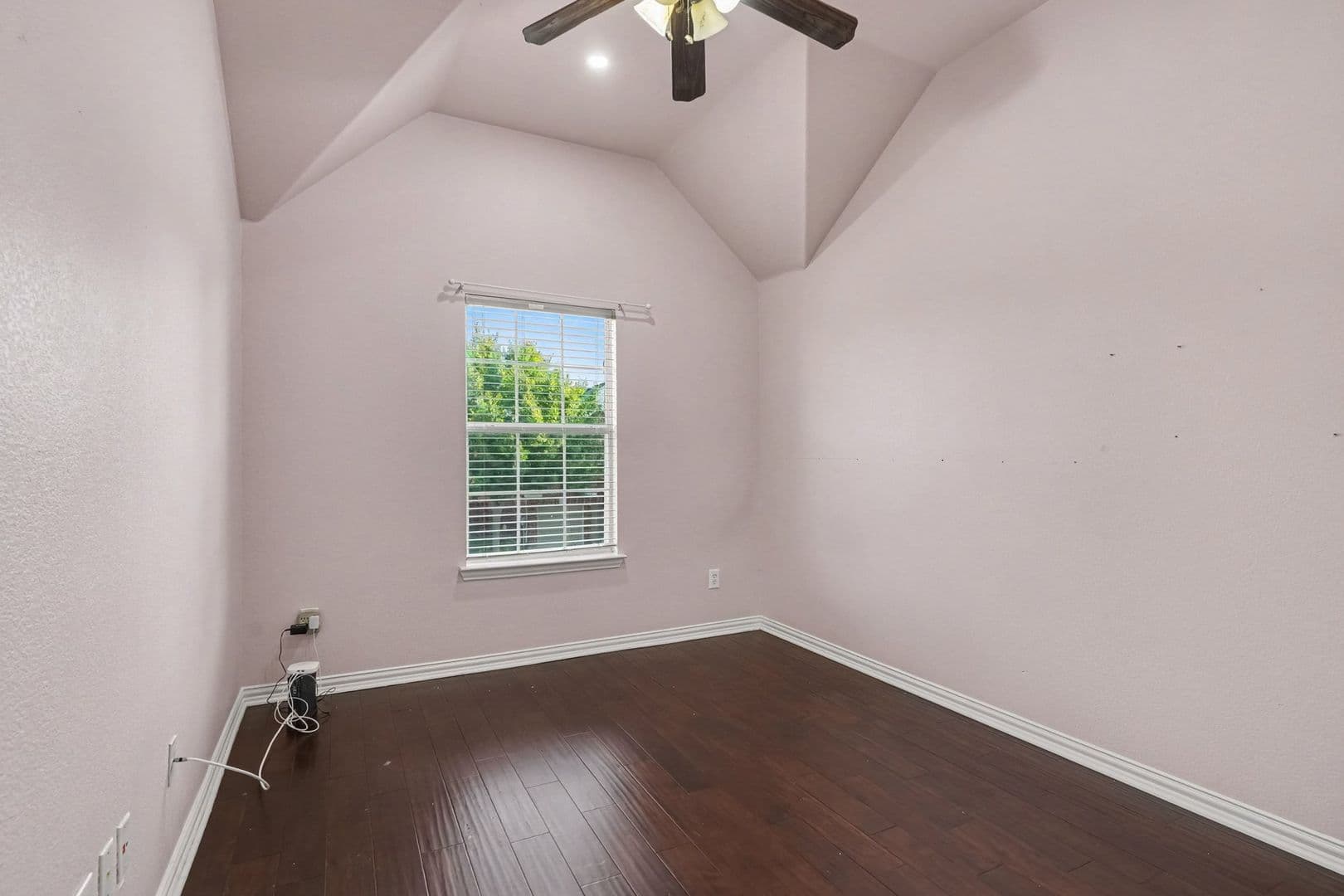 Irving House: 1344 Valley Vista Dr
