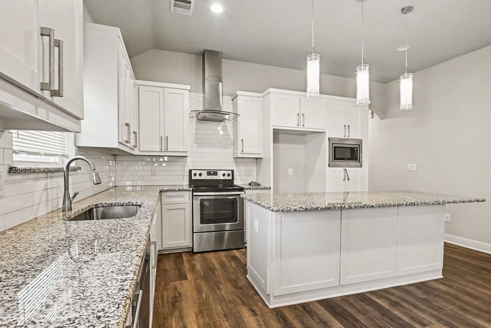 Fort Worth House: 1306 Orange Ave