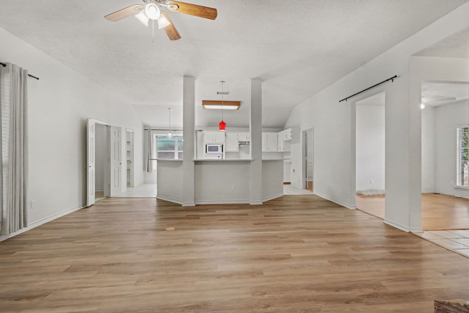 Allen House: 1306 Woodmont Dr