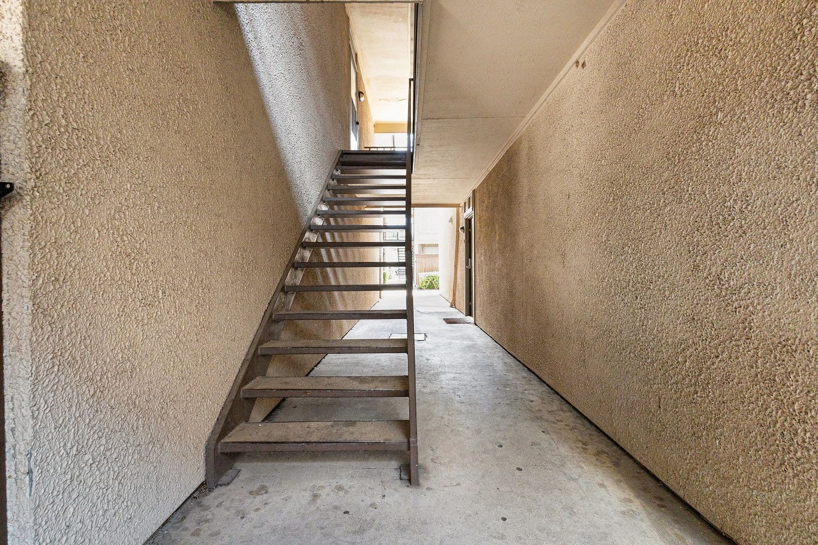 Dallas House: 12806 Midway Rd #2029