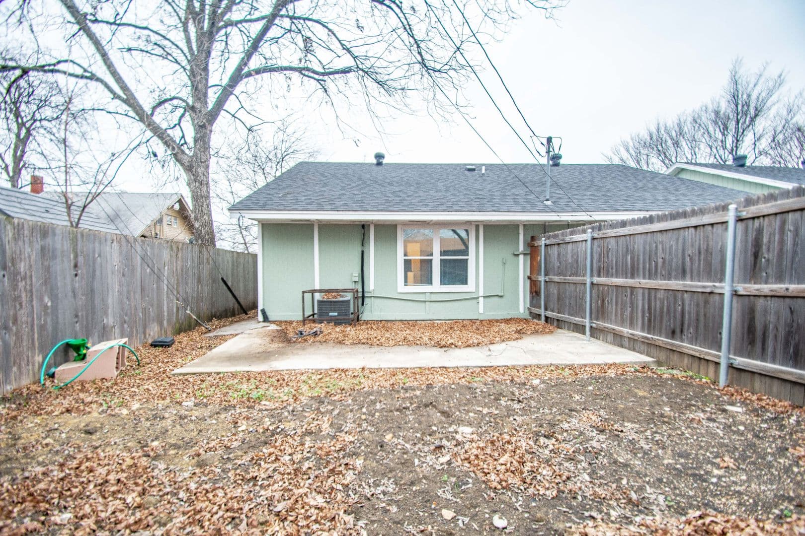 Fort Worth House: 1817 Lipscomb Street