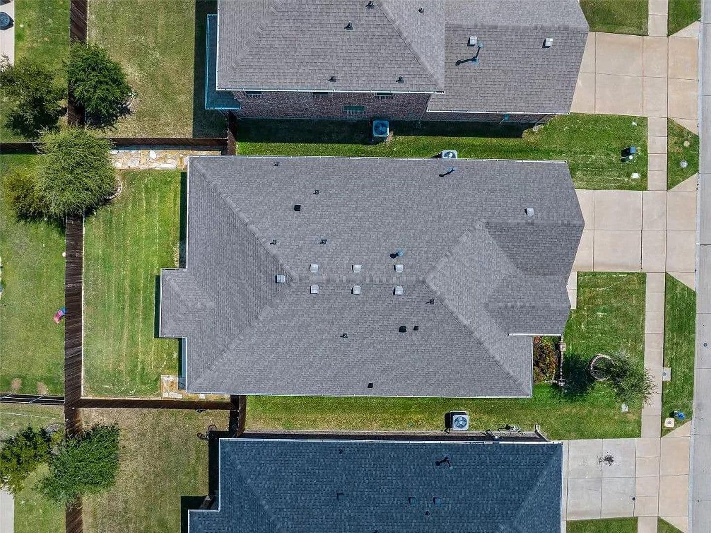 McKinney House: 10020 Levelland Pl