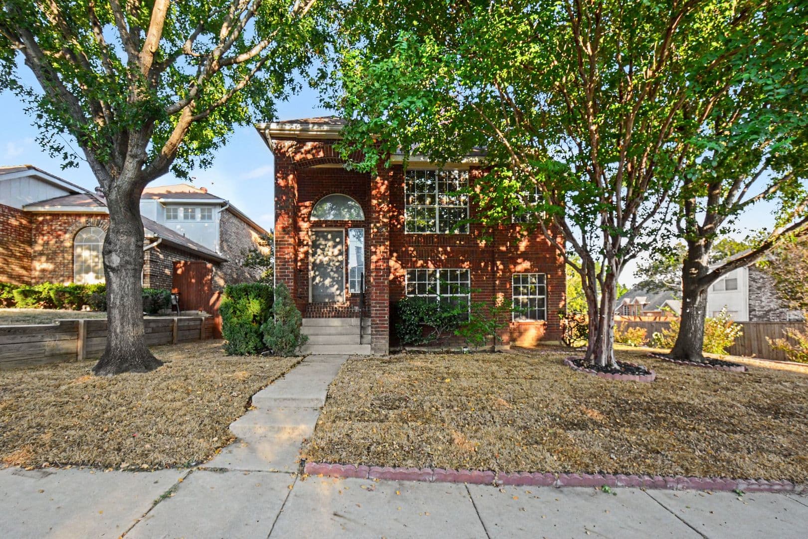 Coppell House: 588 Lake Forest Drive