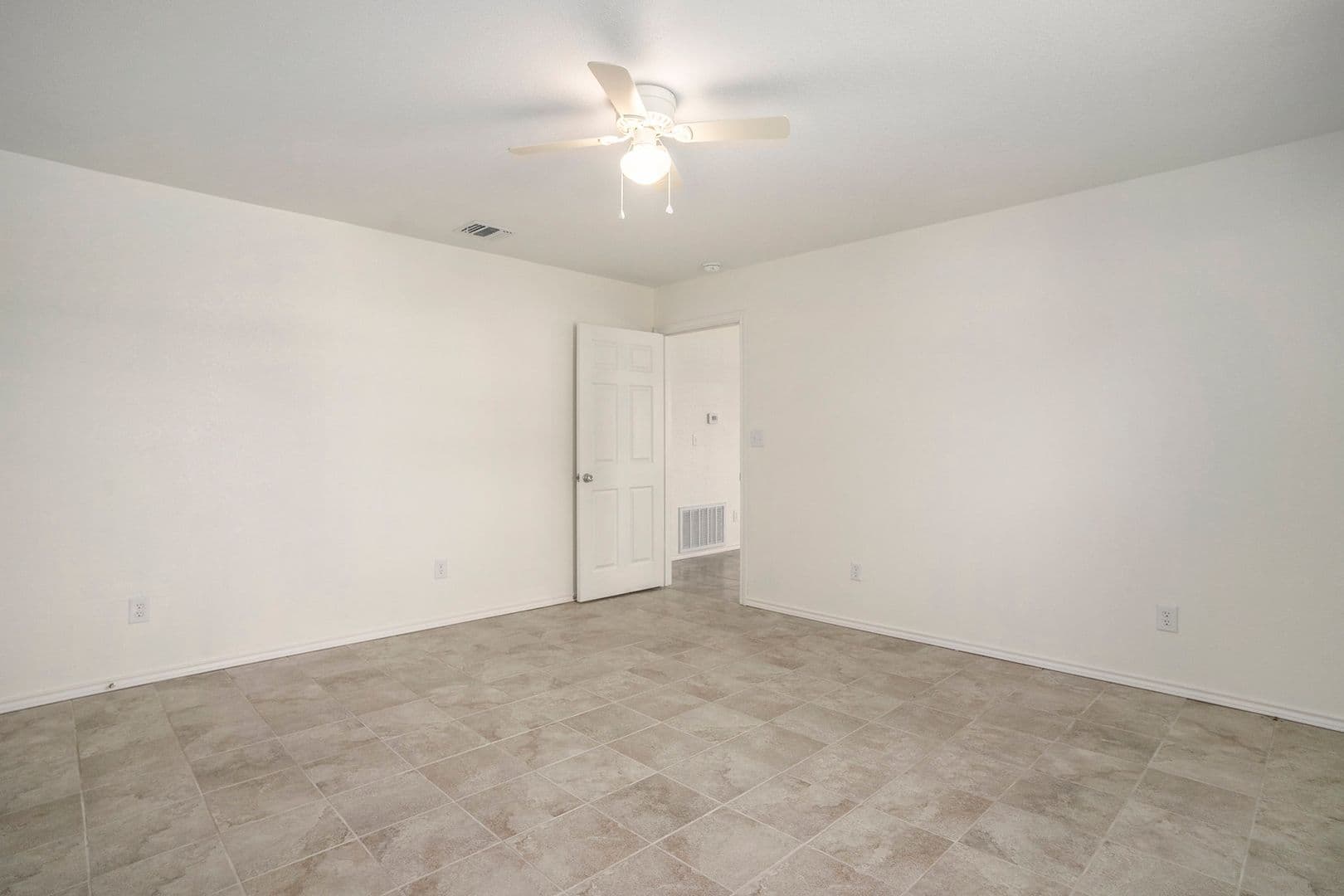 Rio Vista House: 405 Whitney Court