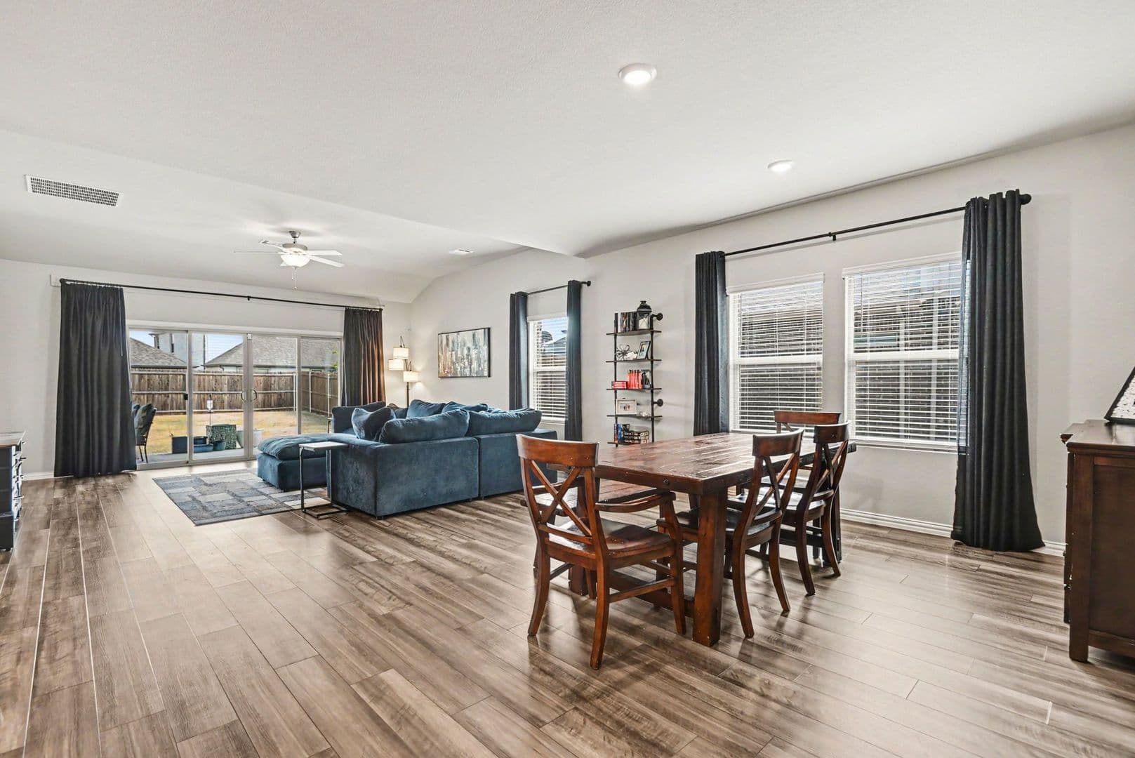 Fort Worth House: 10616 Namito St