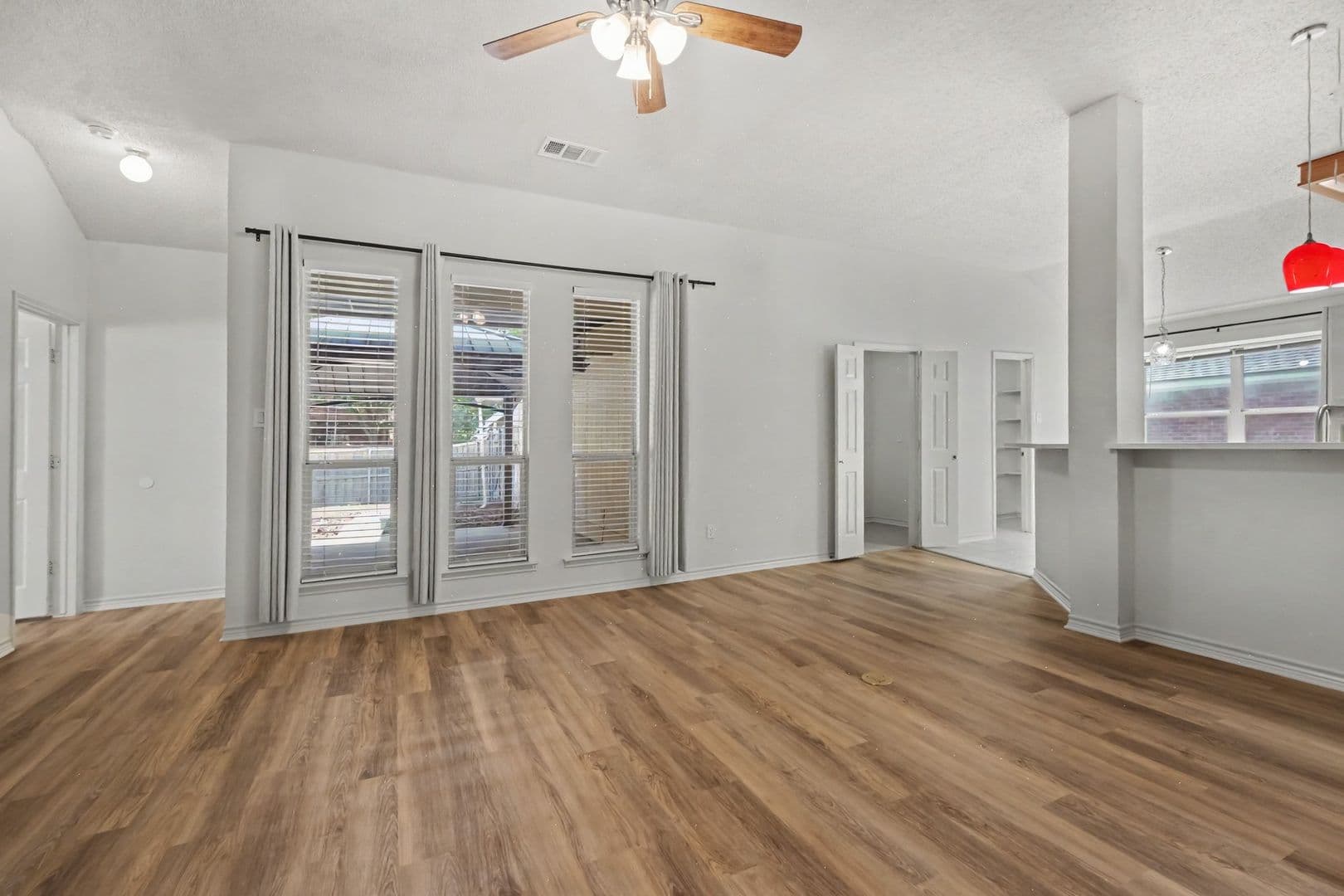 Allen House: 1306 Woodmont Dr