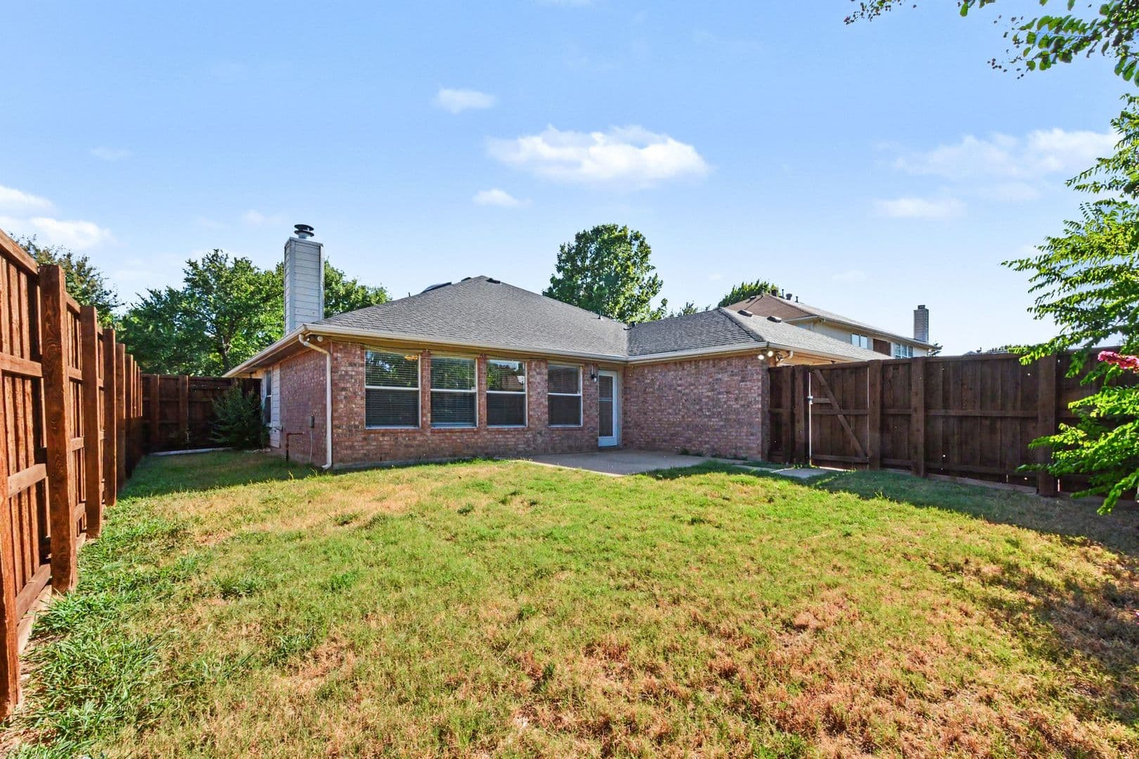 Frisco House: 10112 Asheboro Street