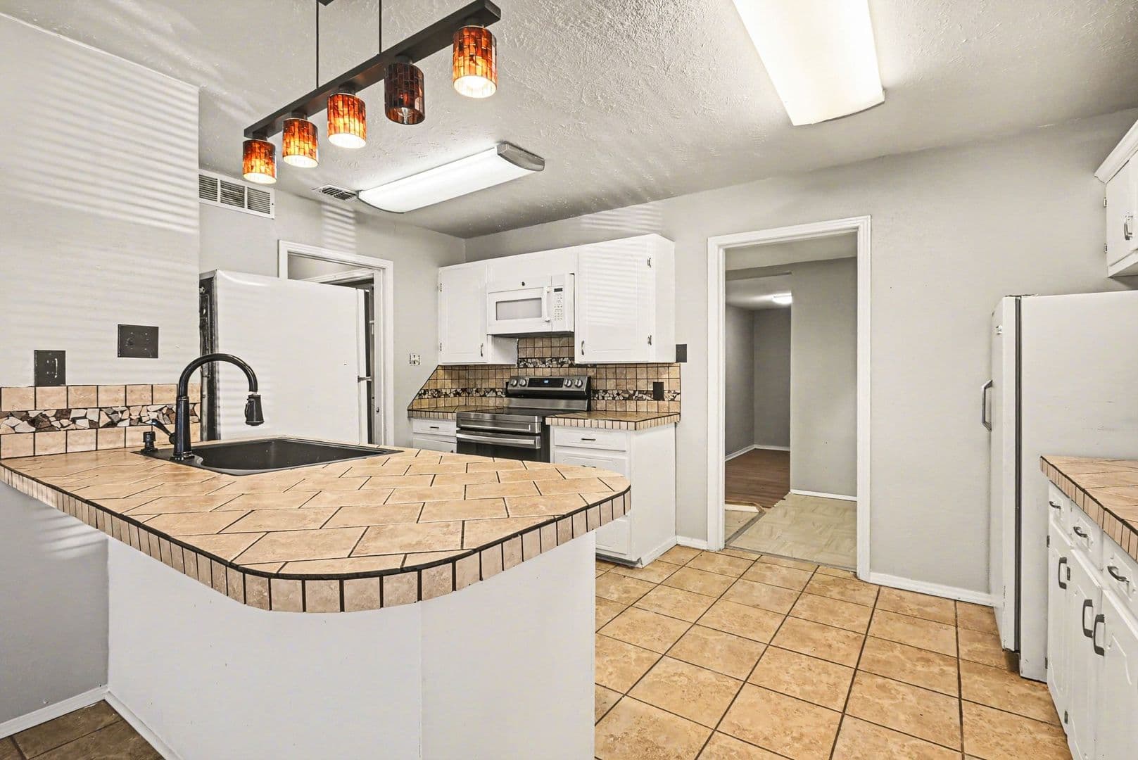 Fort Worth House: 3720 Stanley Avenue