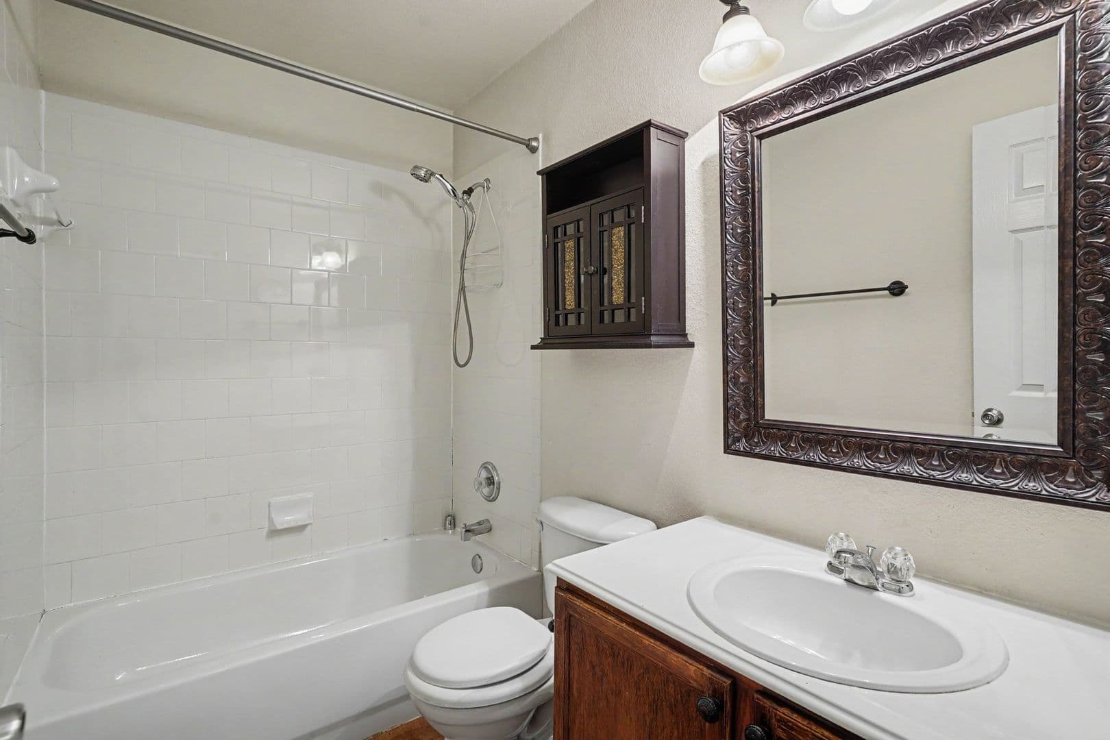 Wylie House: 1327 Primrose Drive