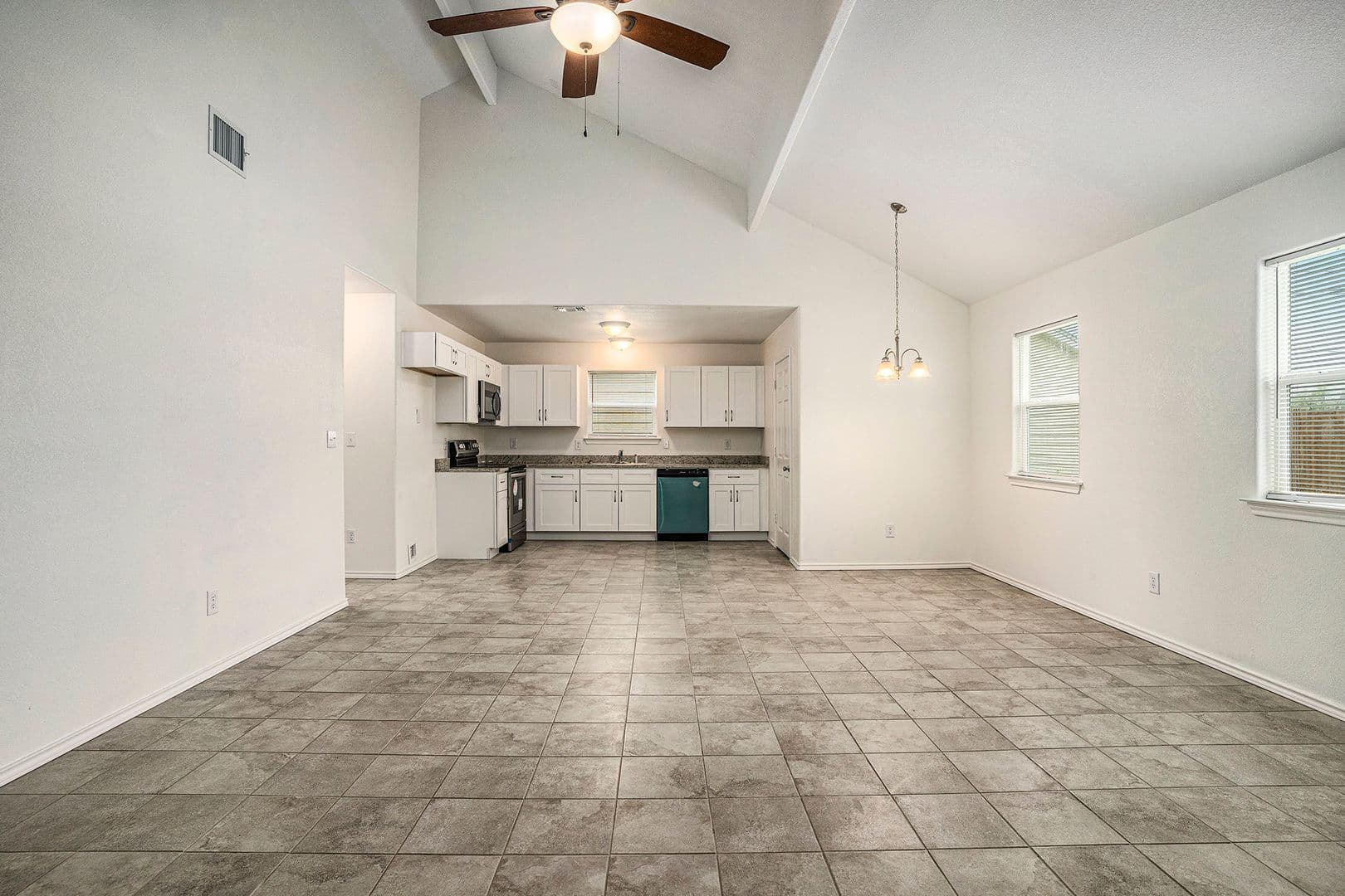 Rio Vista House: 405 Whitney Court