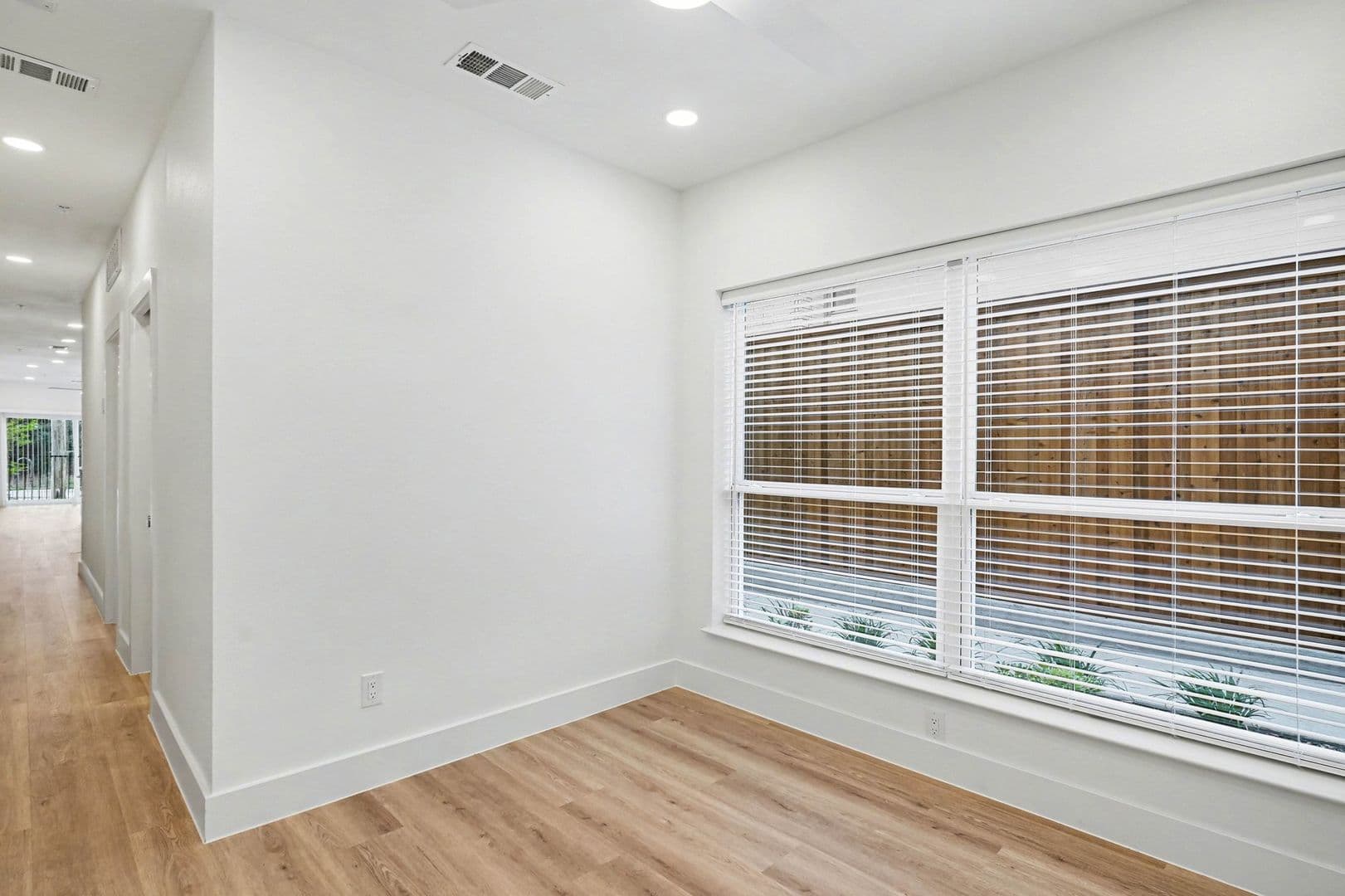 Dallas House: 2217 N Fitzhugh Avenue #101