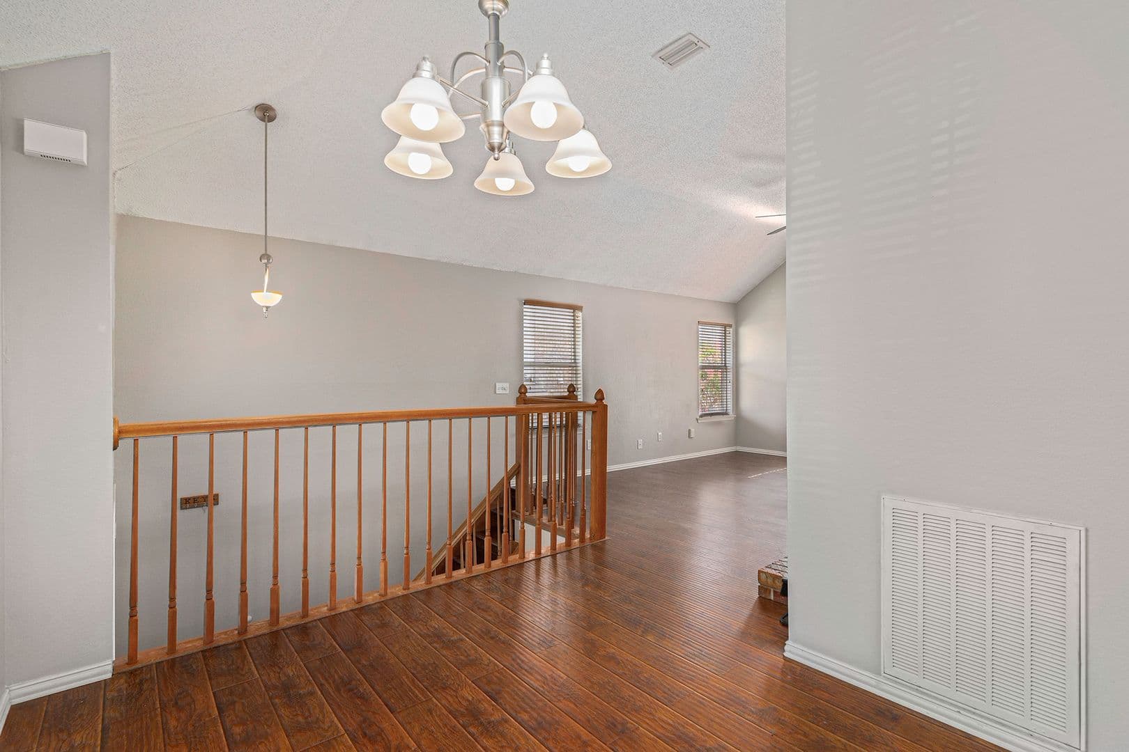 Coppell House: 588 Lake Forest Drive