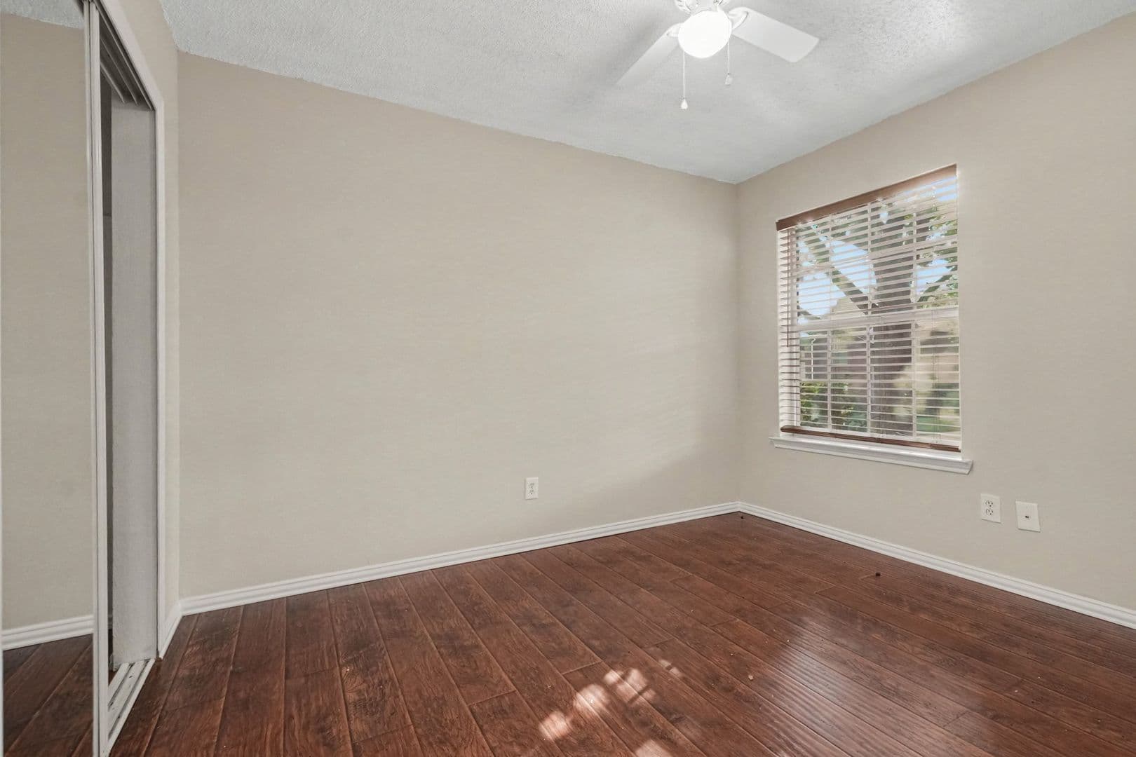 Coppell House: 588 Lake Forest Drive