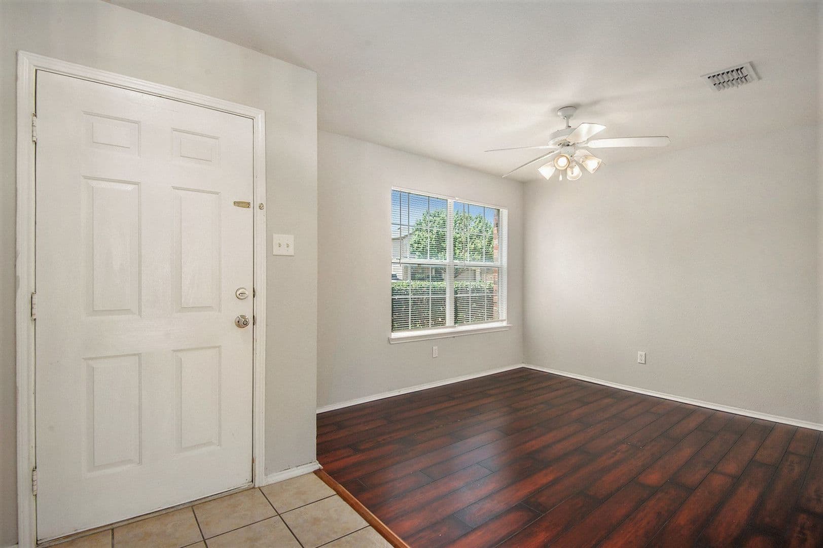 Fort Worth House: 4225 Silverwood Trail