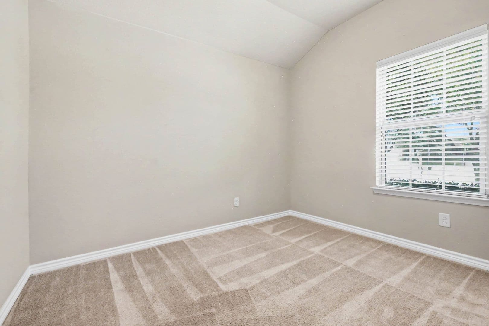 Little Elm House: 1412 Villa Paloma Blvd