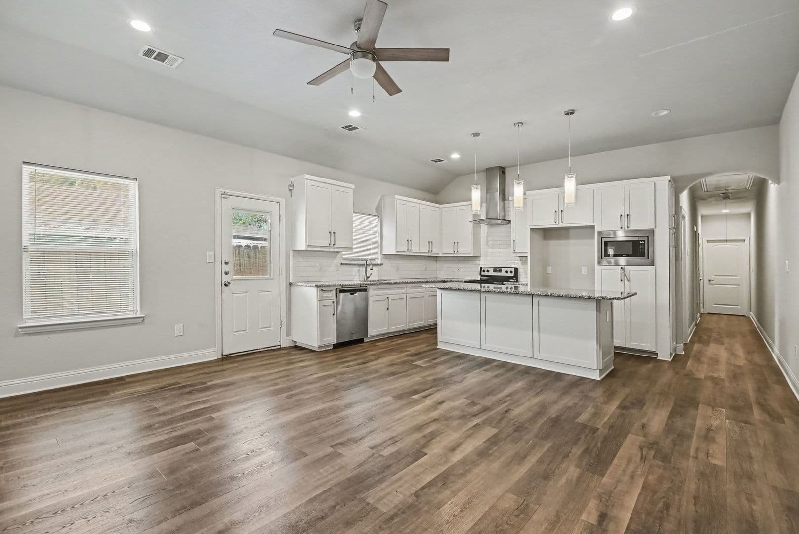 Fort Worth House: 1306 Orange Ave