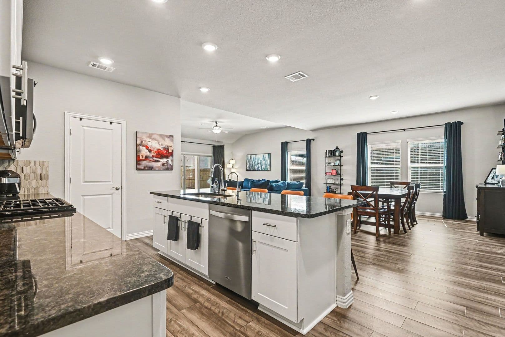 Fort Worth House: 10616 Namito St