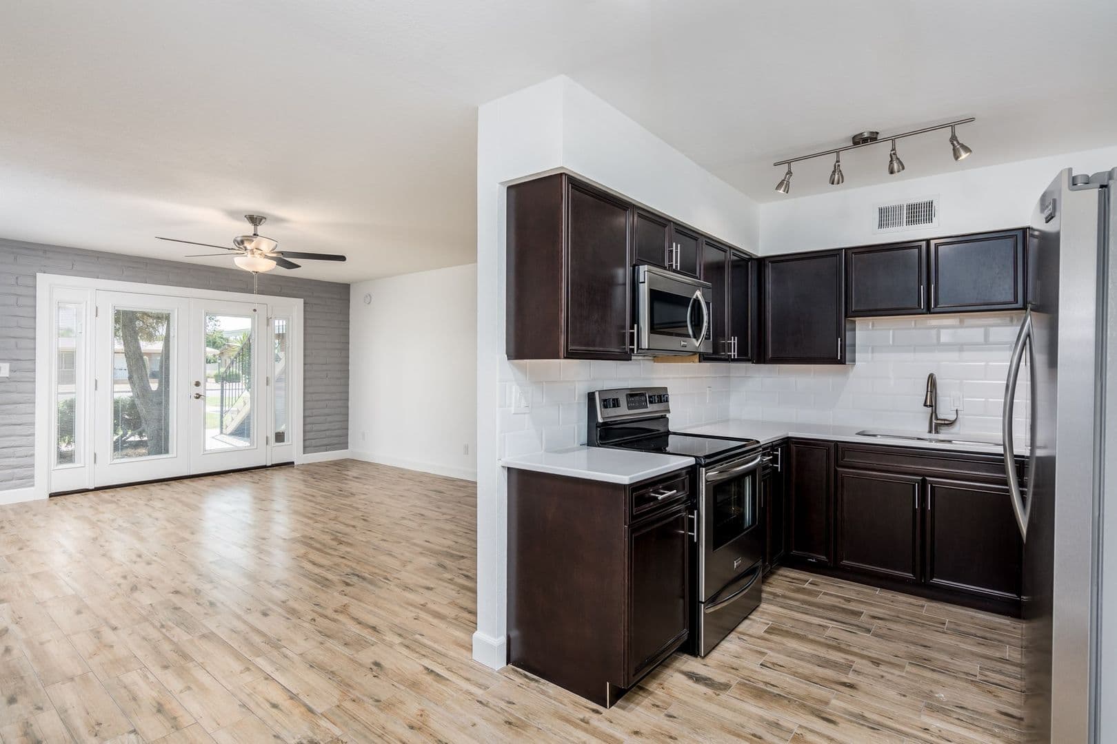Phoenix Apartment: 3702,3710, 3718 E Glenrosa Ave