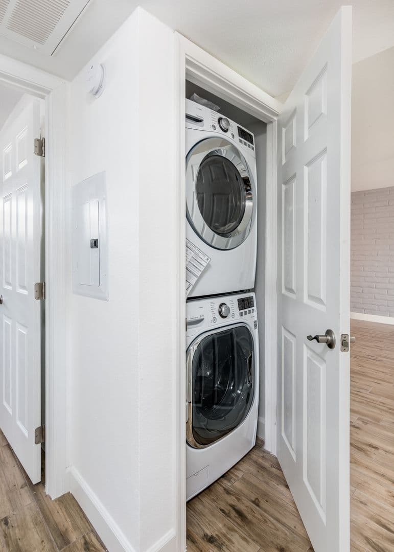 Phoenix Apartment: 3702,3710, 3718 E Glenrosa Ave