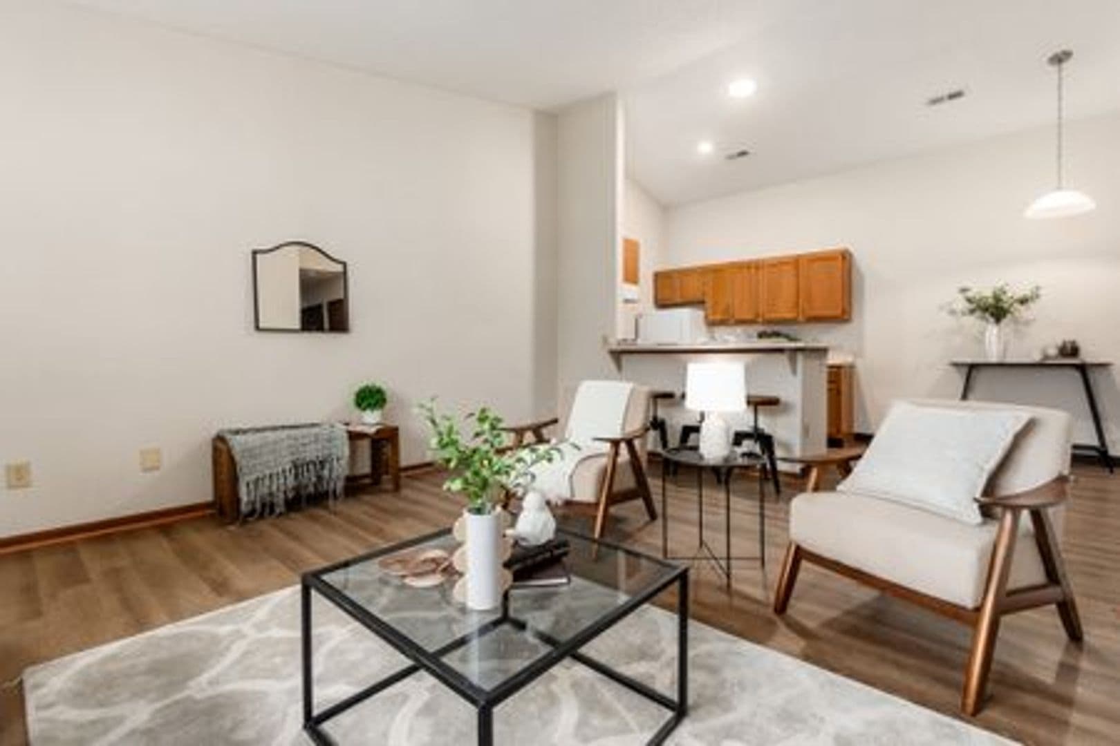Grove City Apartment: 2438 Royal Meadow