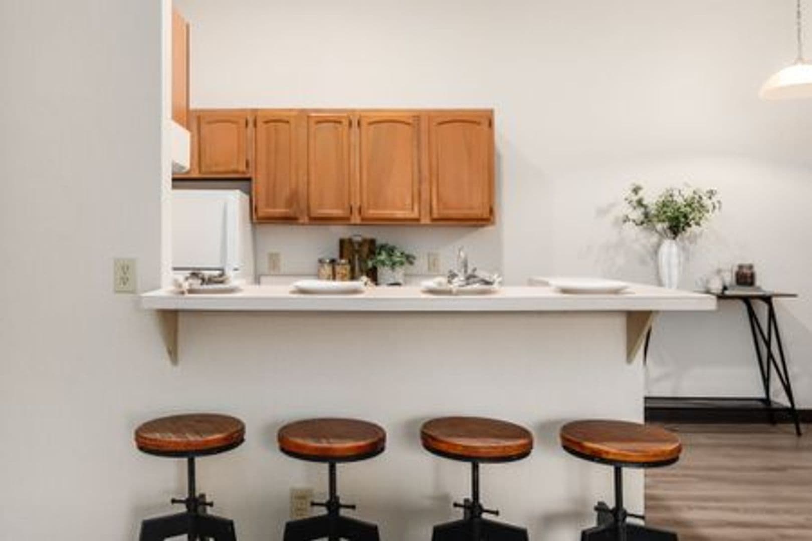 Grove City Apartment: 2438 Royal Meadow