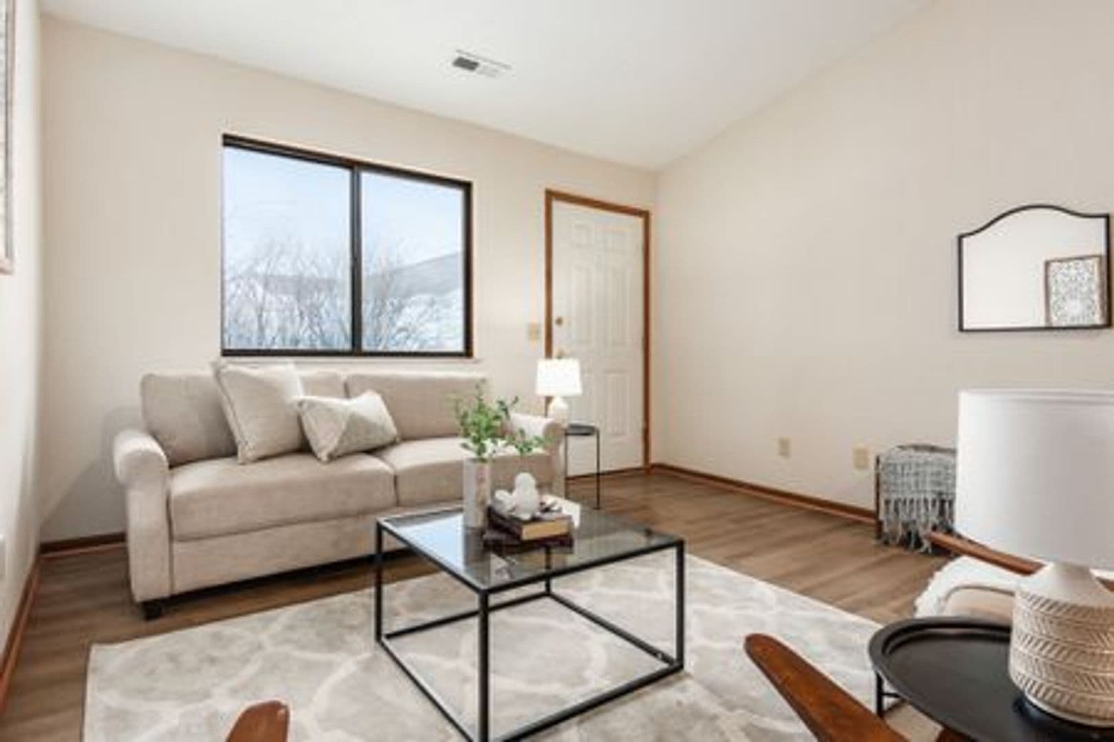 Grove City Apartment: 2438 Royal Meadow