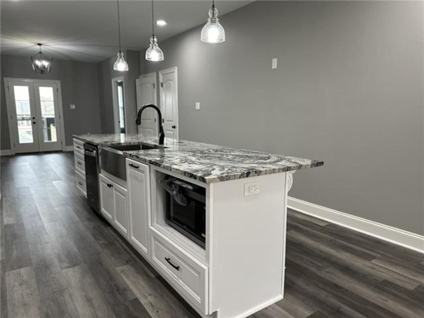 Slidell Apartment: 142 Lakeview Dr