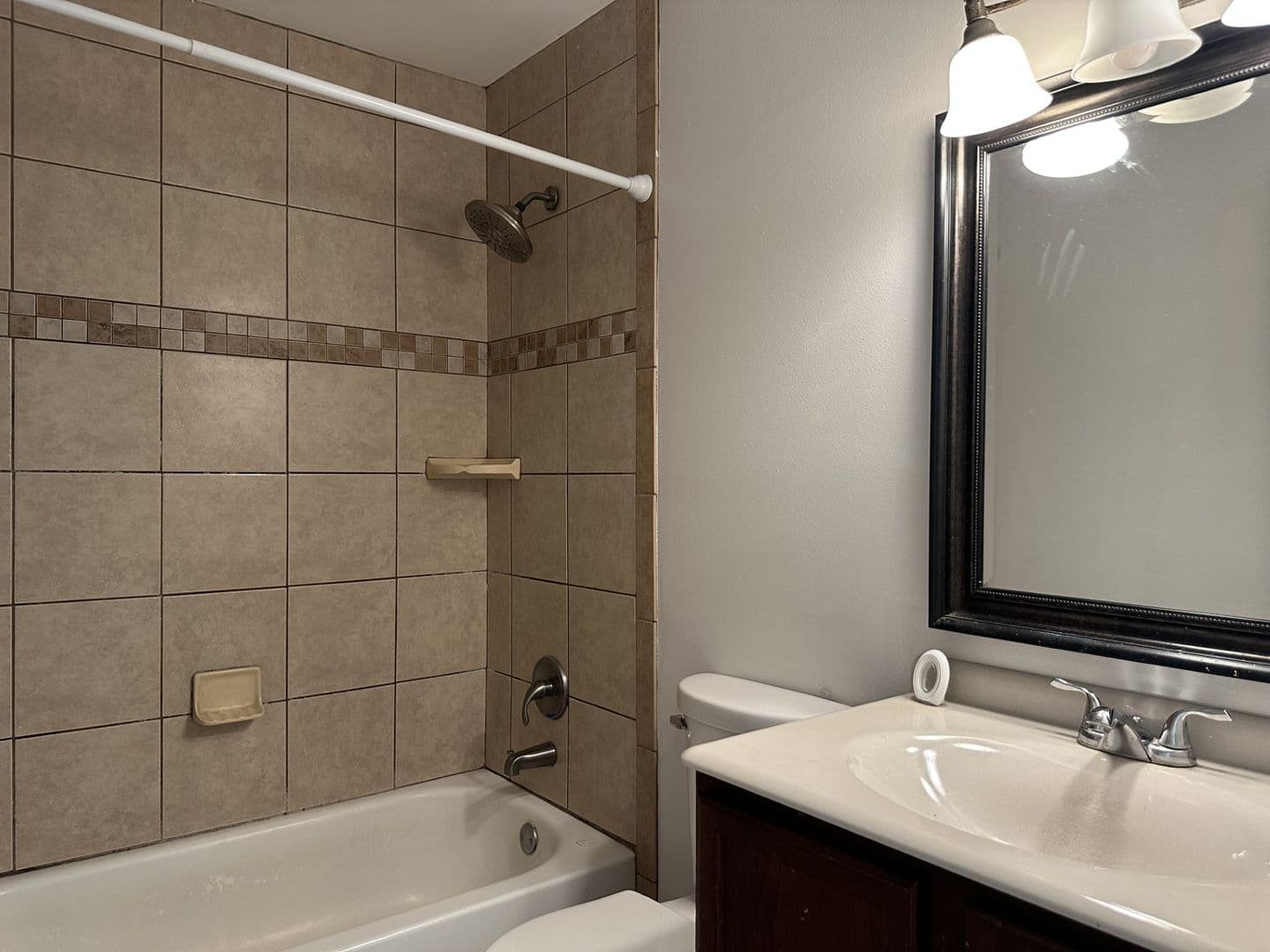 Slidell House: 228 Martin Lane