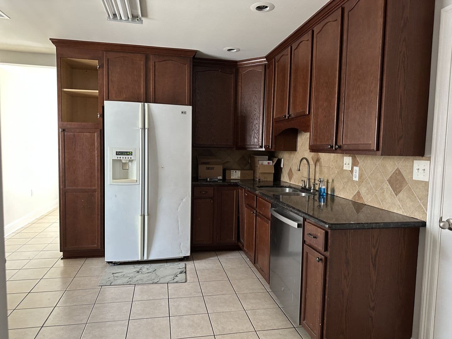 Slidell House: 228 Martin Lane