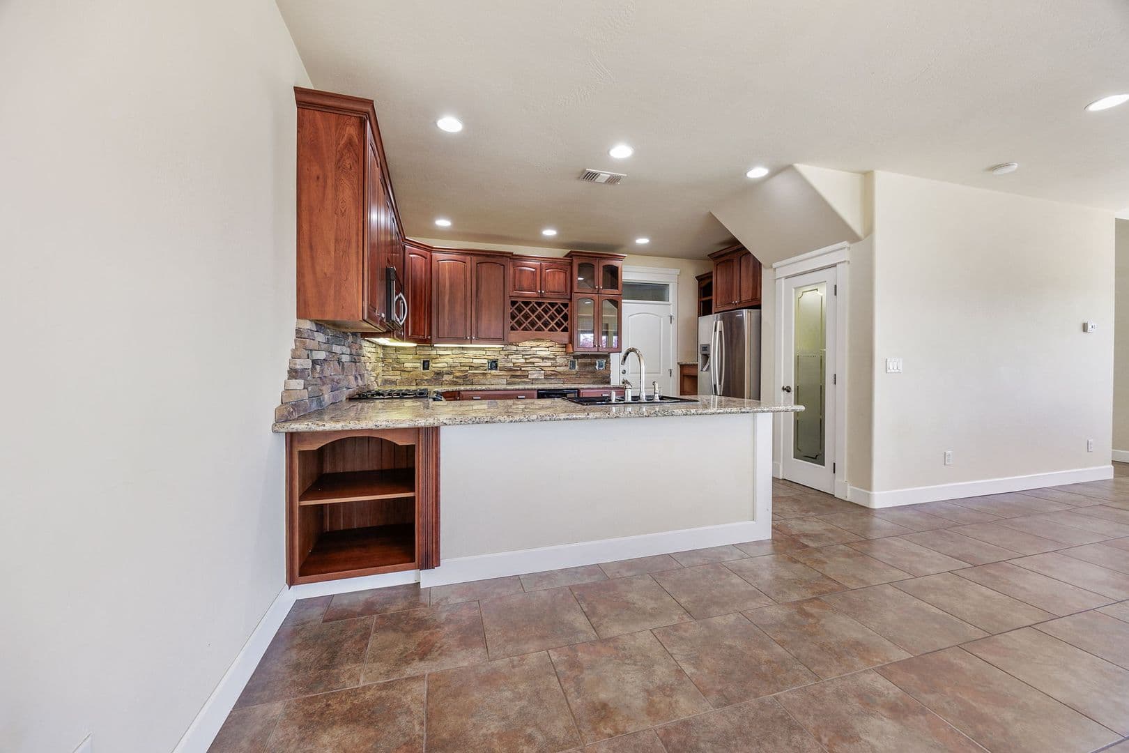 Medford Apartment: 1514 Hartell Ave
